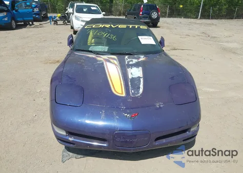 1998 Chevrolet Corvette z USA, uszkodzony, nr VIN 1G1YY32G2W5119292